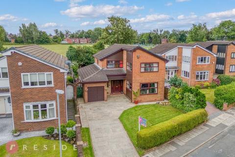4 bedroom detached house for sale, Wentworth Avenue, Heywood OL10