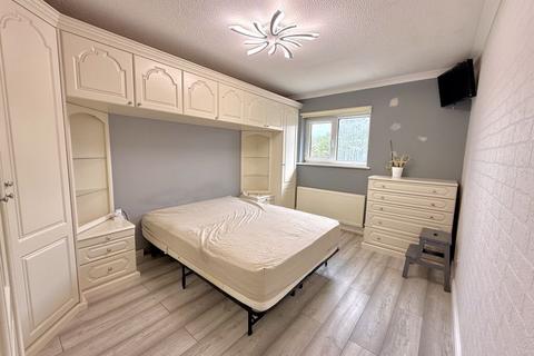 34 Brookfield Avenue, Houghton Regis, Dunstable, LU5 5TS