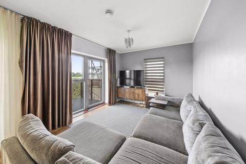 3 bedroom flat for sale, Blanche Court, Rectory Park Avenue, Northolt