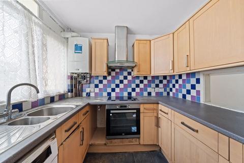 24b Carshalton Grove, Sutton, SM1 4LZ