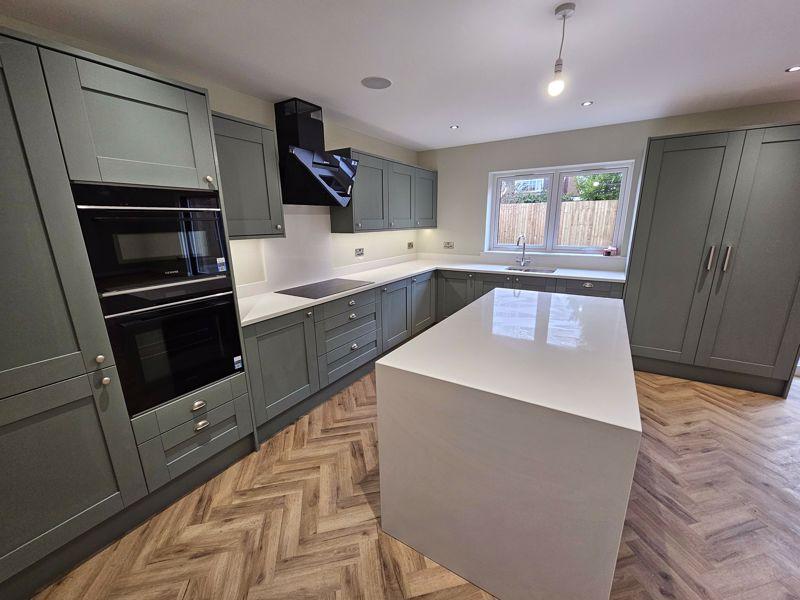 EXAMPLE Kitchen