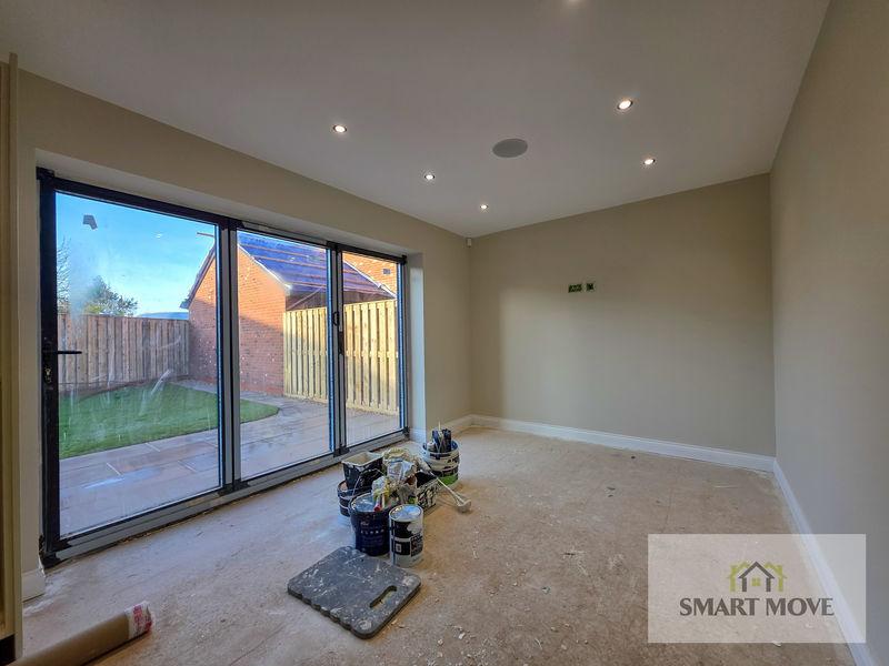 Kitchen Dining Area