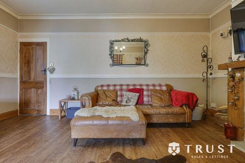 3 bedroom detached house for sale, Quarryfields, Mirfield, WF14