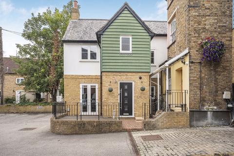 2 bedroom detached house for sale, Town Mill Mews, Hertford SG14