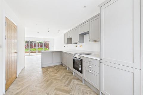 undefined, The Street, Upper Stoke, Rochester, Kent, ME3