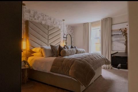 2 bedroom flat to rent, Marylebone Lane, London, W1U