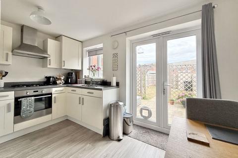 93 Hob Close, Monkton Heathfield, Taunton, TA2 8GN