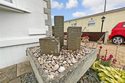 undefined, Lower Dunton Road, Brentwood, Essex