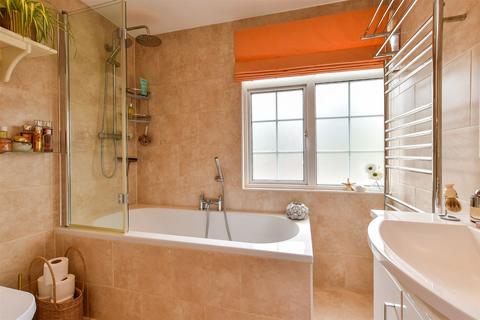 33 Furze Road, Worthing, BN13 3BP