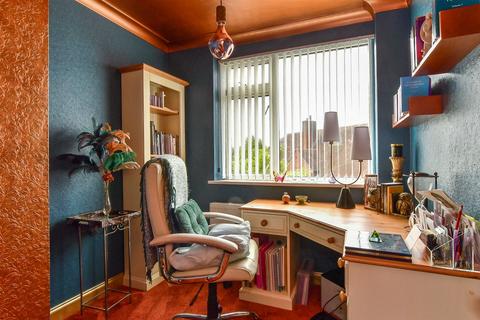 33 Furze Road, Worthing, BN13 3BP