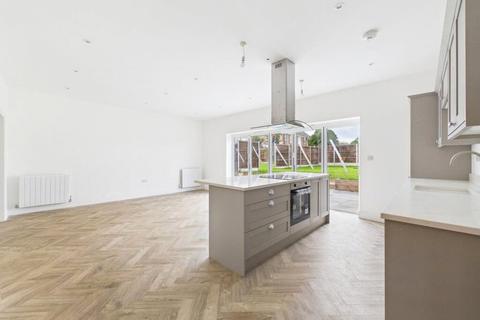 undefined, The Street, Upper Stoke, Rochester, Kent, ME3