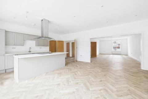 undefined, The Street, Upper Stoke, Rochester, Kent, ME3