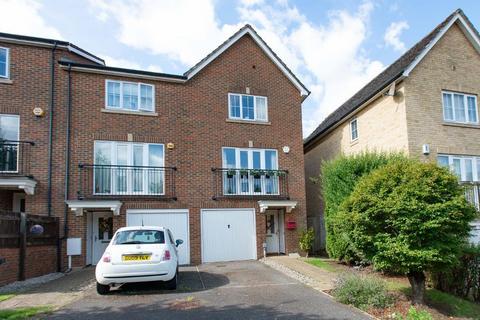 42 Tregony Road, Orpington, BR6 9XG