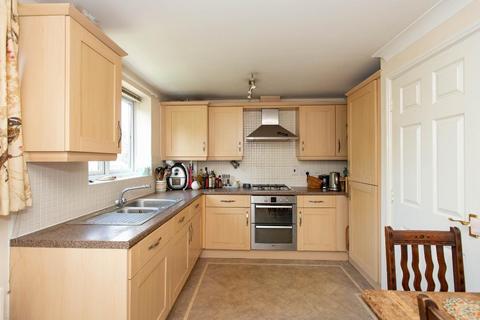 42 Tregony Road, Orpington, BR6 9XG