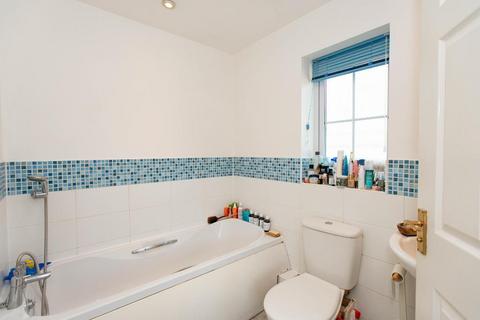 42 Tregony Road, Orpington, BR6 9XG