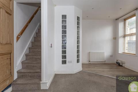 2 bedroom terraced house for sale, Ashgrove Avenue, Halifax