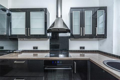 2 bedroom apartment to rent, Guildford Street, Surrey KT16