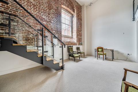 2 bedroom apartment for sale, The Vulcan, Gunwharf Quays, Portsmouth