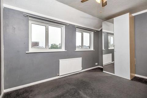 120 Broomfield Road, Swanscombe, DA10 0LT