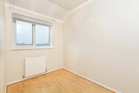 120 Broomfield Road, Swanscombe, DA10 0LT