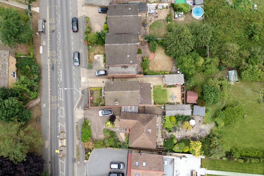 1329529-5-6880e77...