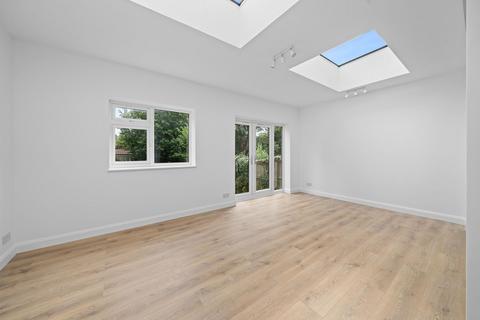 29 Tubbenden Lane, Orpington, BR6 9PN