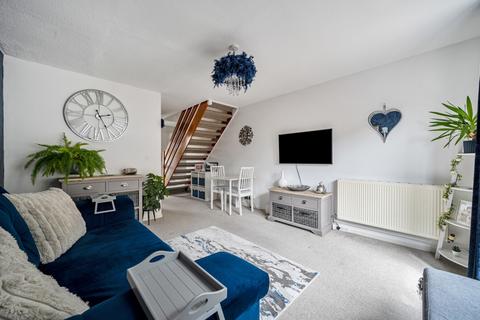 13 Galloway Close, Shaw, Swindon, SN5 5QQ