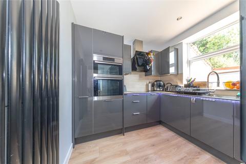 69 Clevedon Road, Luton, LU2 9EB