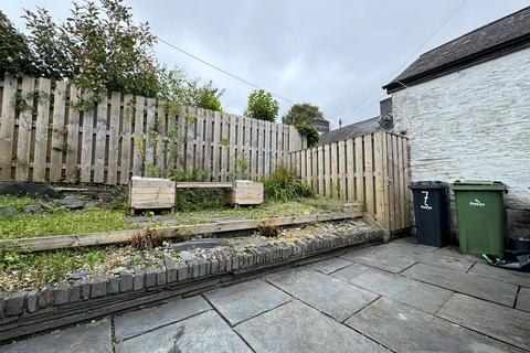 7 Heol Y Doll, Machynlleth, SY20 8BQ
