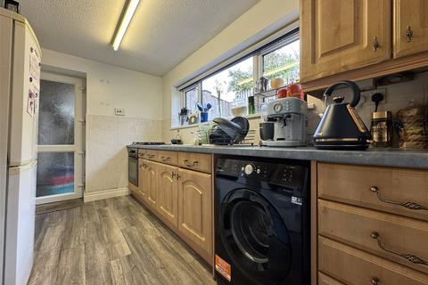 7 Heol Y Doll, Machynlleth, SY20 8BQ