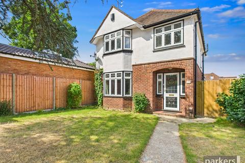 3 bedroom detached house for sale, Church Road, Reading RG6