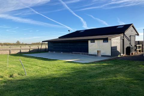 Equestrian property for sale, Oakington CAMBRIDGESHIRE