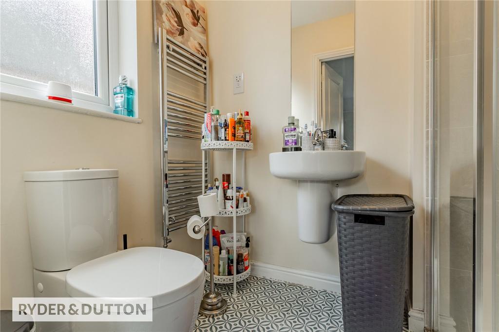 En-Suite To Bed 1