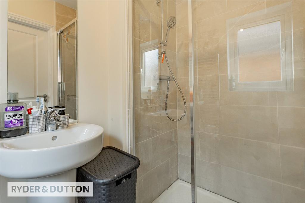En-Suite To Bed 1