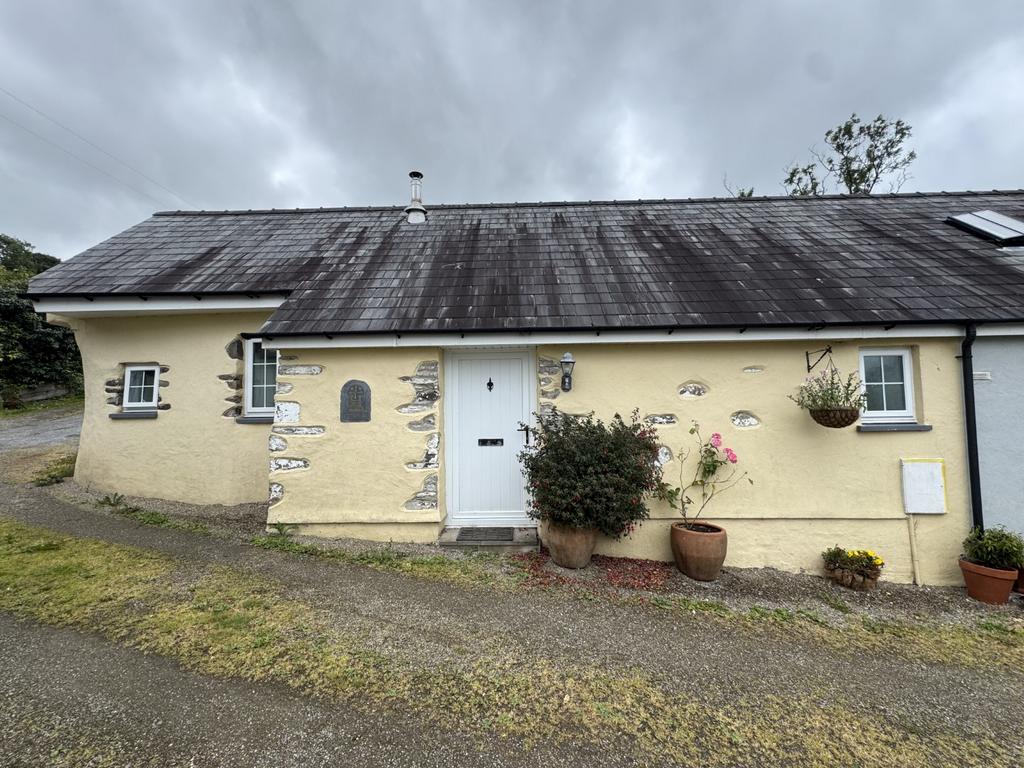 Carew cottage