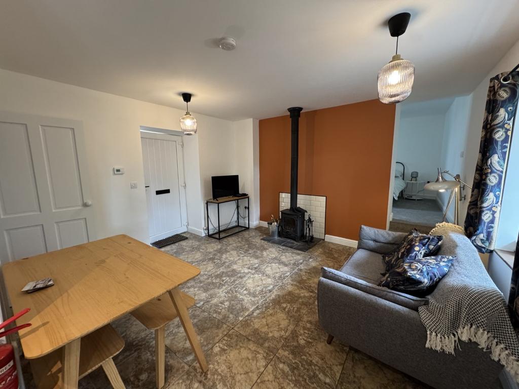 Open Plan Lounge, Kitchen and Dining Area