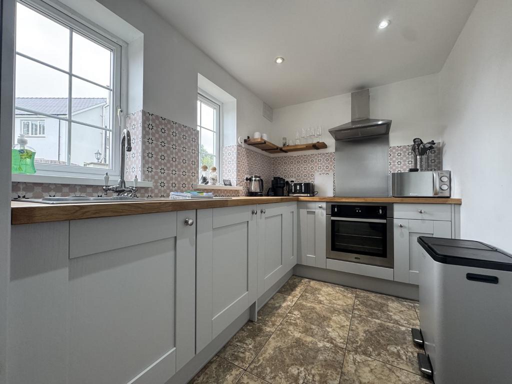 Kitchen 1