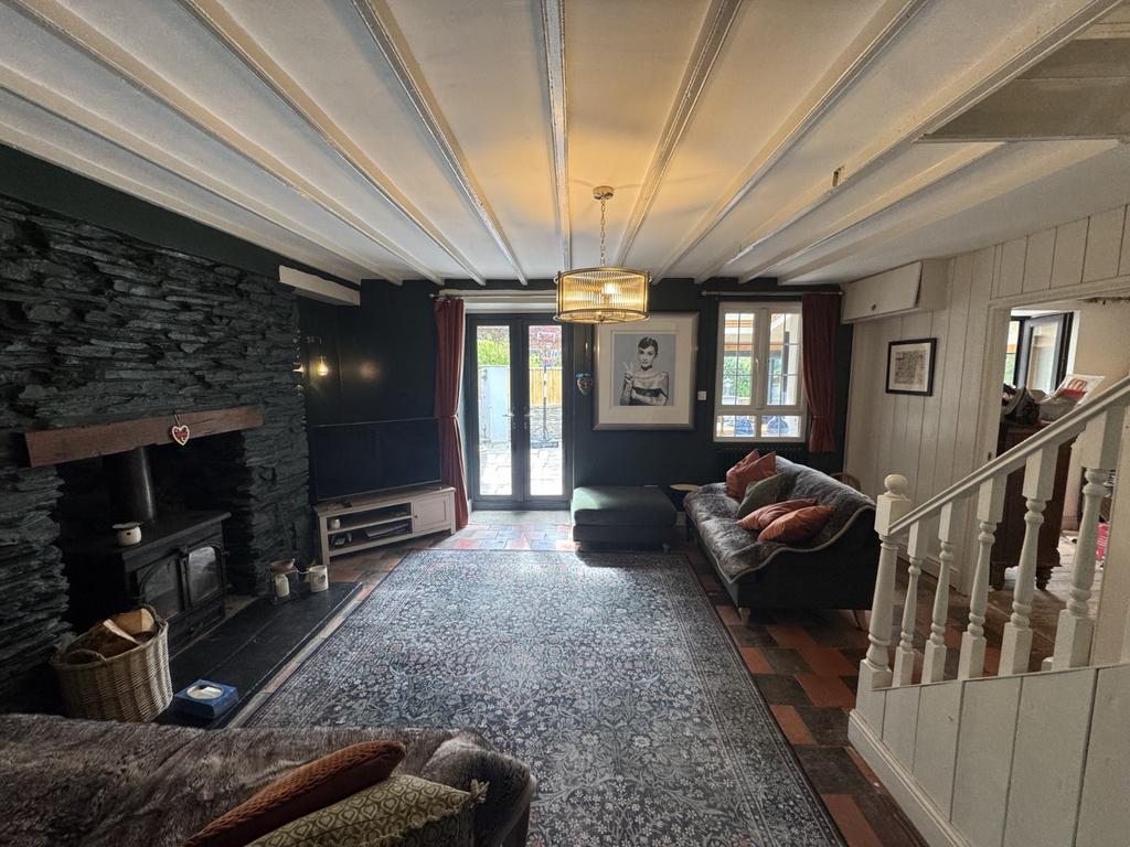 Lounge 1