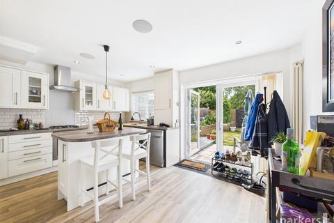3 bedroom terraced house for sale, Moss Close, Reading RG4