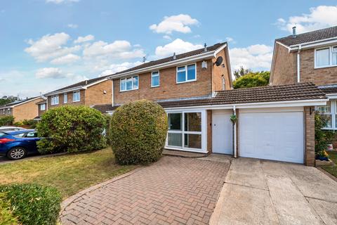 4 bedroom link detached house for sale