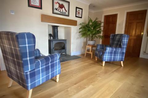 5 bedroom detached house for sale, Waters Upton, Telford