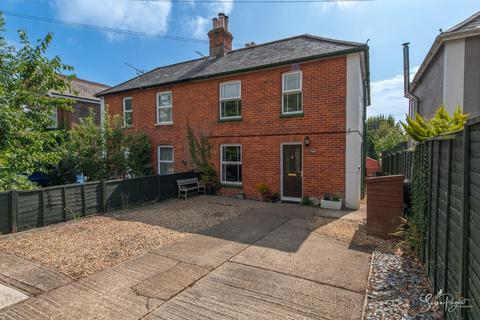4 bedroom semi-detached house for sale, Newnham Road, Ryde