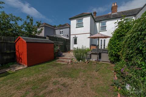 4 bedroom semi-detached house for sale, Newnham Road, Ryde
