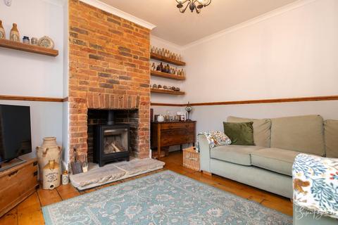 4 bedroom semi-detached house for sale, Newnham Road, Ryde