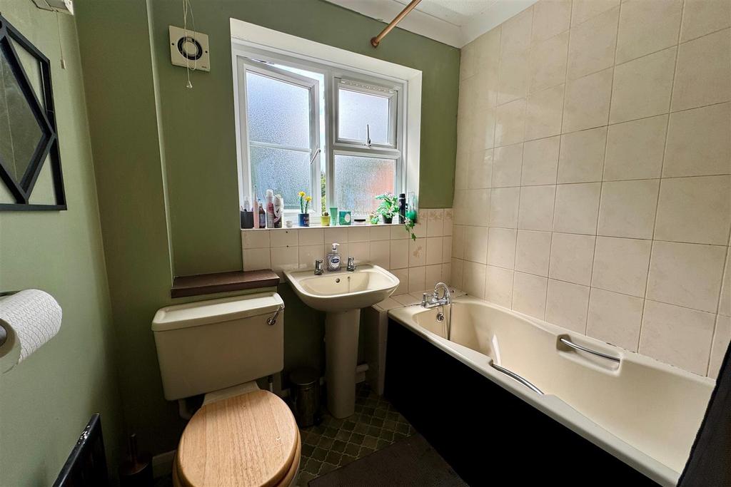 Bath.jpg