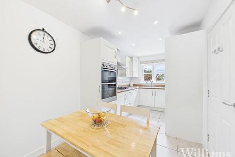 3 bedroom terraced house for sale, Ashmead Street, Aylesbury HP18