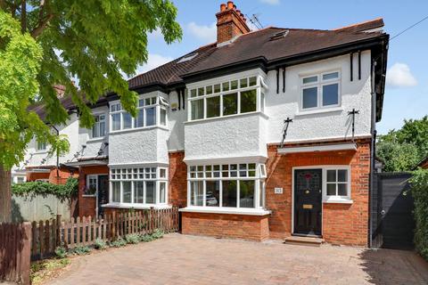 83 Hare Lane, Claygate, Esher, KT10 0QX