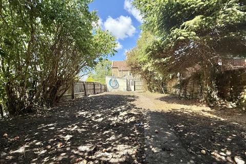21 Shurnhold, Melksham, SN12 8DD