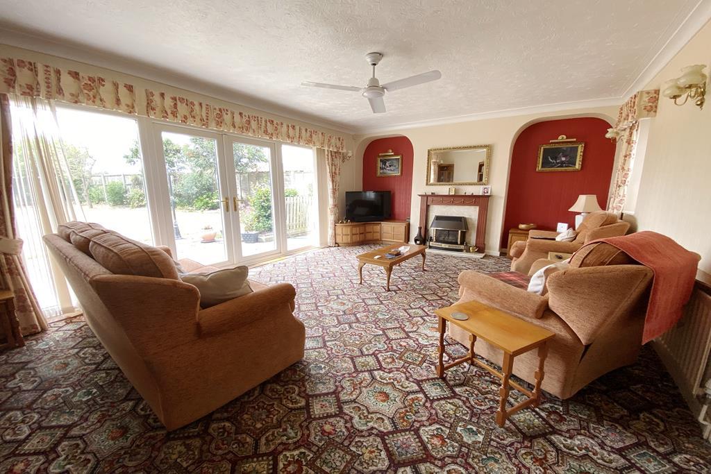 Spacious Lounge