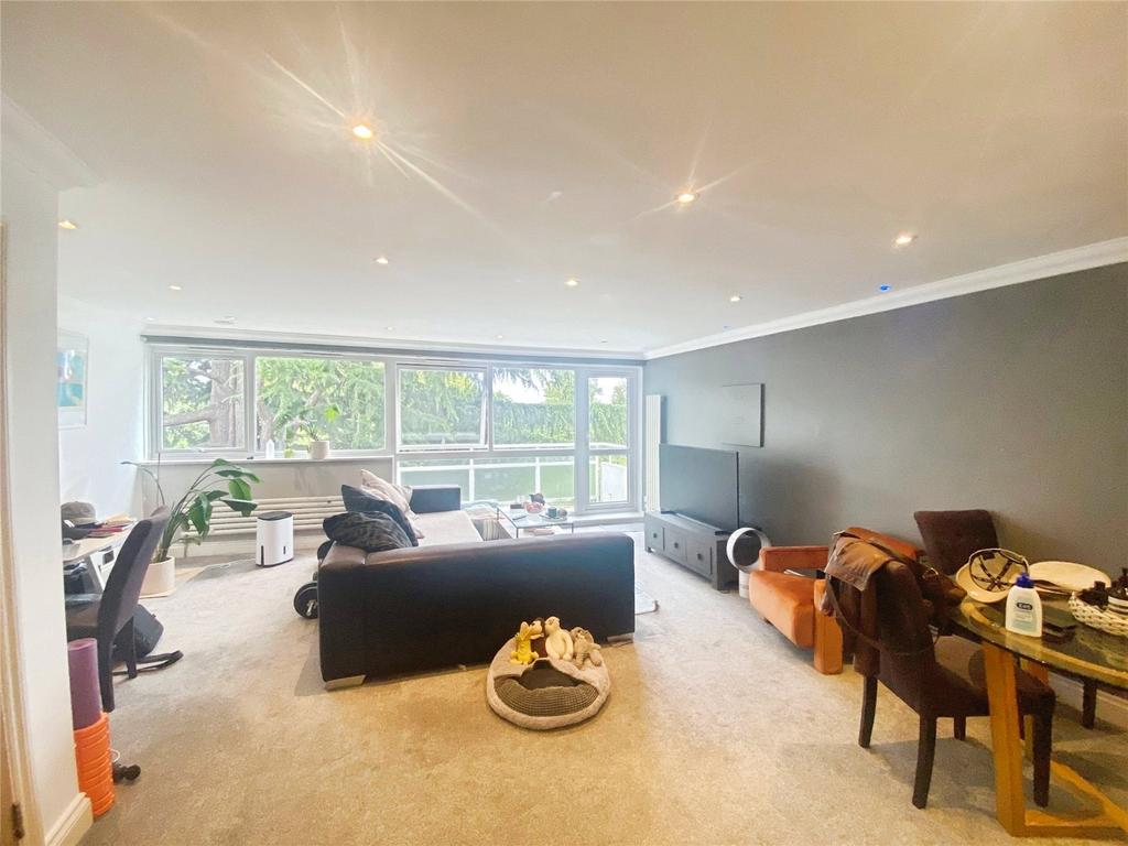 Shared Lounge